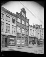 C003157