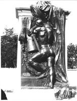 C004389