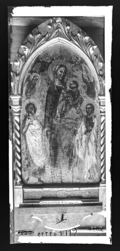 Madonna met engelen en heiligen
