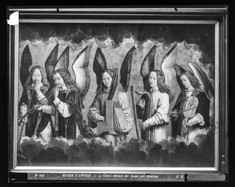 Zegenende Christus tussen zingende en musicerende engelen (Retabel van Nájera)