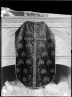 D001177
