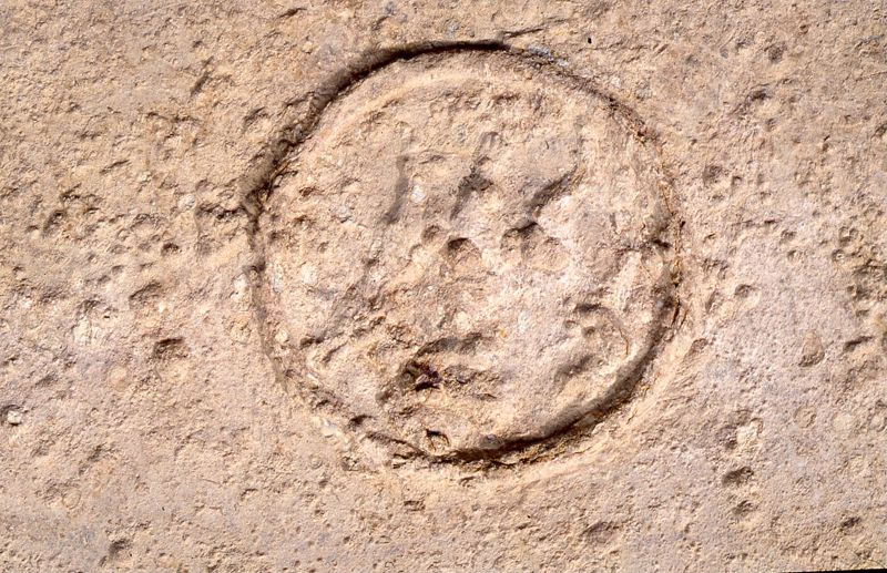 sarcophage de la nécropole romaine de la rue Perdue