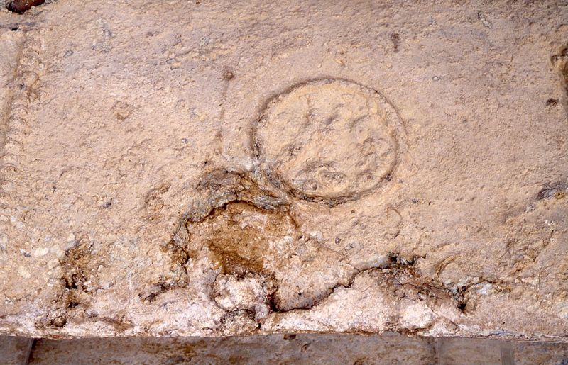 sarcophage de la nécropole romaine de la rue Perdue