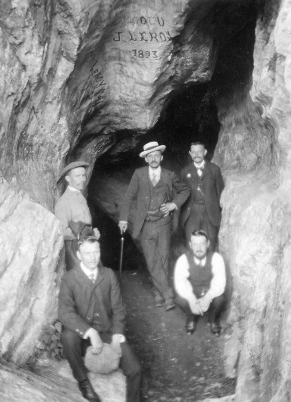grotte naturelle / Aspect[Jalhay]