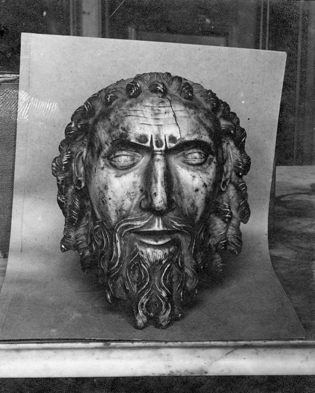 Tête de saint Jean