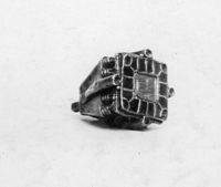 E000757