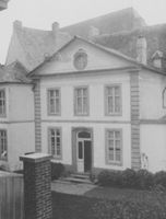 E001542