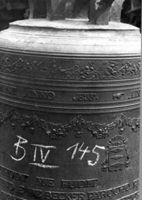 E001986