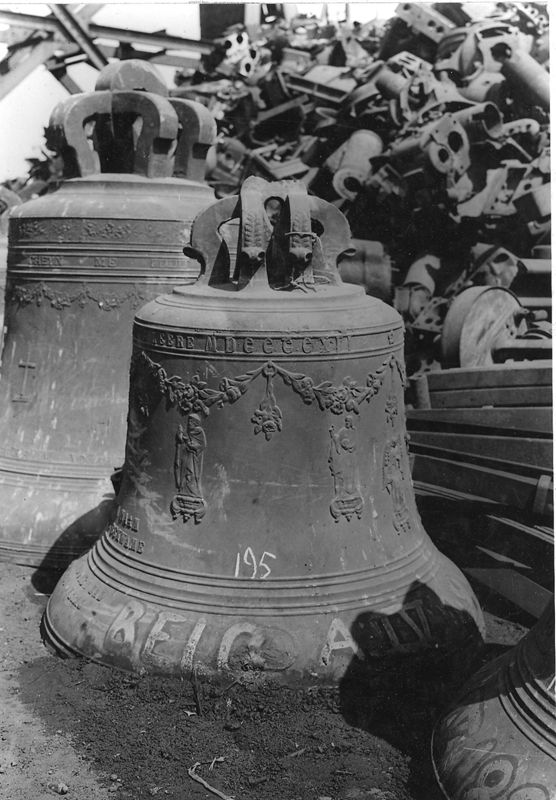 cloche d'église / Kerk Sint-Gaugericus[Kobbegem]