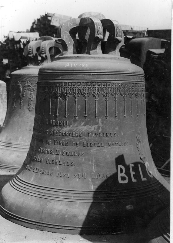 cloche d'église / Kerk Sint-Ambrosius[Dilbeek]