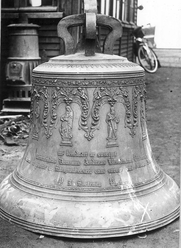cloche d'église / Kerk Sint-Rumoldus[Steenokkerzeel]