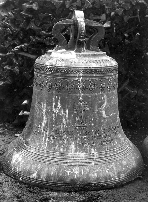 cloche d'église / Kerk Sint-Jozef en Sint-Antonius van Padua[Schoonderbuken(Scherpenheuvel)]