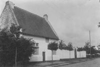 E004695