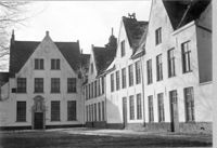 E007996