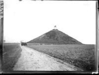E009102