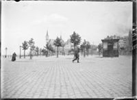 E009241