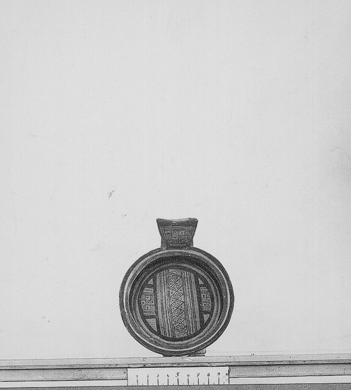 vase / Musées Royaux d'Art et d'Histoire