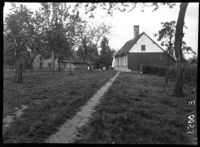 E010053