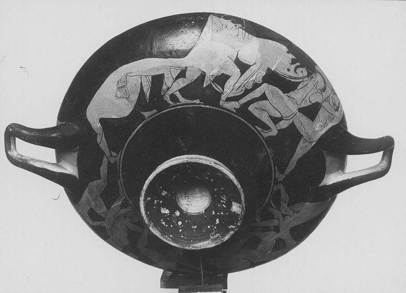 Coupe à figures rouges