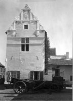 E013097