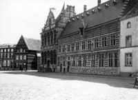 E013099
