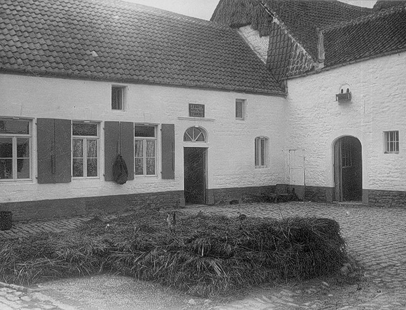ferme en carré / Construction[Saint-Remy-Geest]
