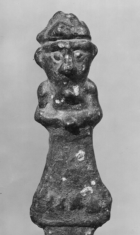 figurine féminine