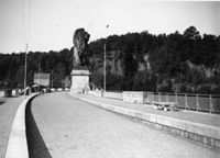 E024518
