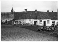 E025904