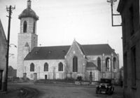 E025915