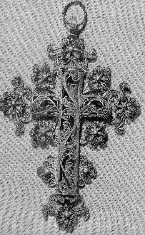 Croix pectorale reliquaire