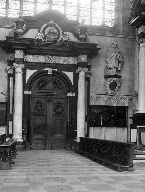 tambour de porte / Sint-Romboutskathedraal[Mechelen]