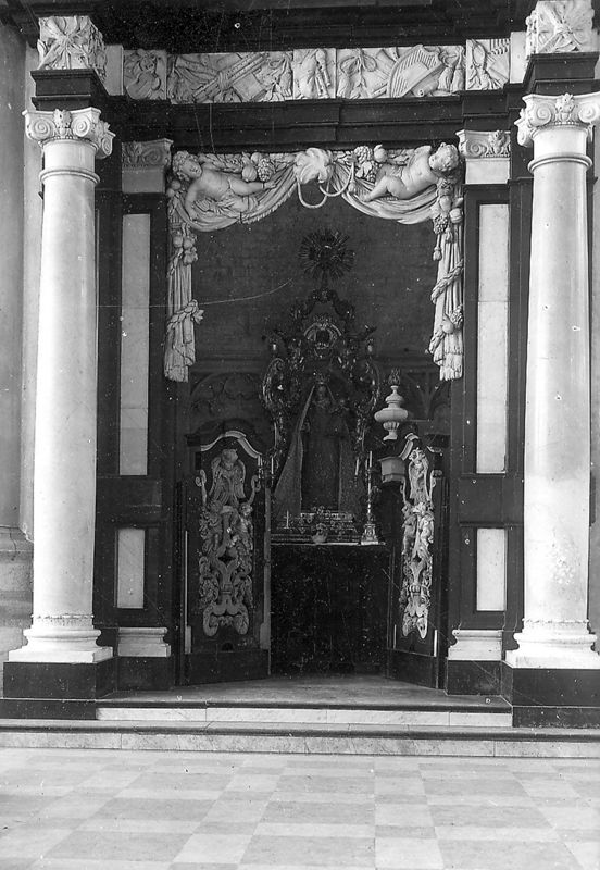 mur d'enceinte / Sint-Romboutskathedraal[Mechelen]