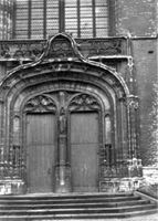 E036493