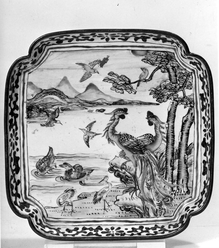 plateau[support plat] / Musées Royaux d'Art et d'Histoire