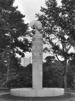 E038819