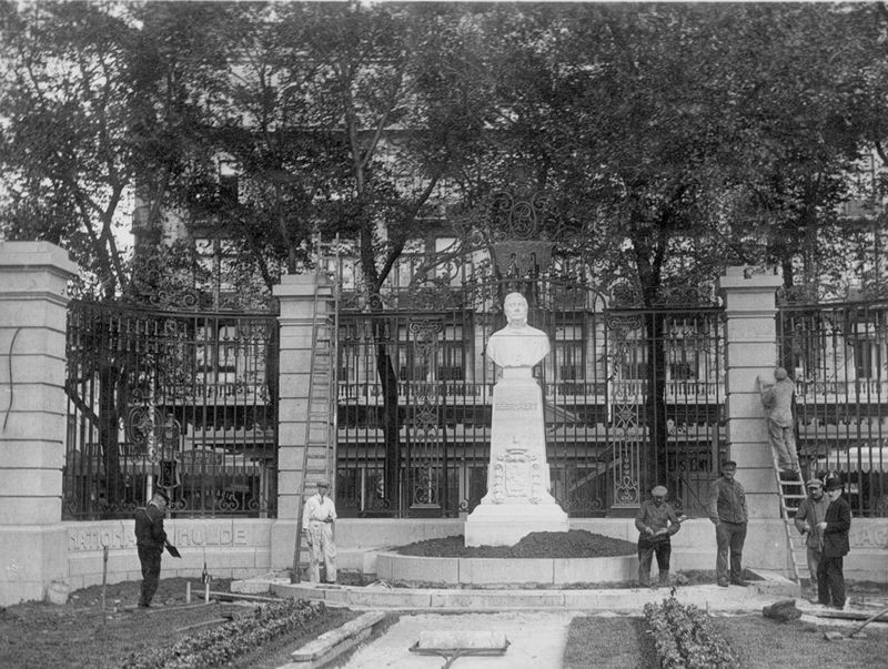 Borstbeeld van August Beernaert[1829-1912]