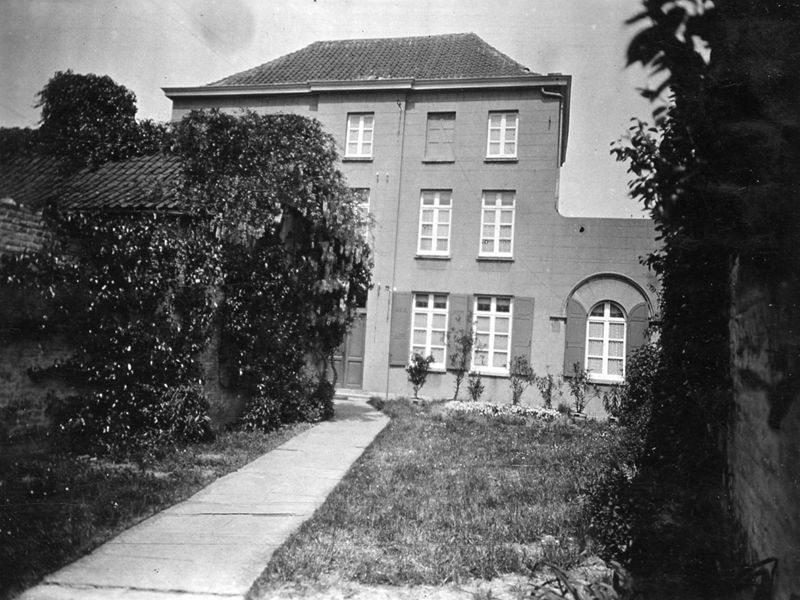 presbytère / Construction[Leuze-en-Hainaut]