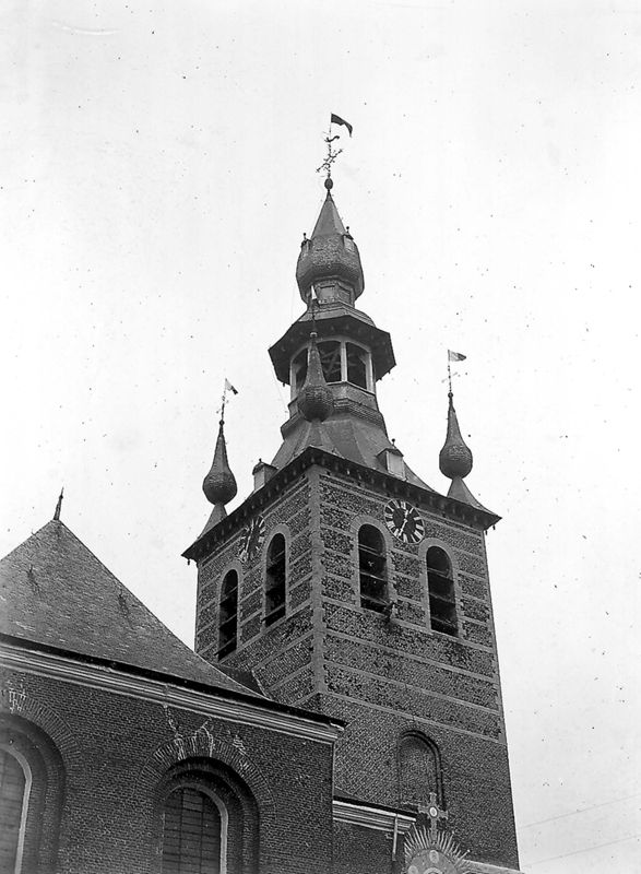 église en croix / Kerk Onze-Lieve-Vrouw[Kortenbos]