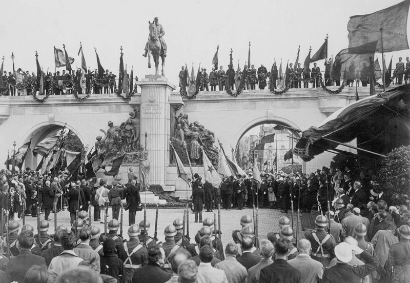 Ruiterstandbeeld van Leopold II