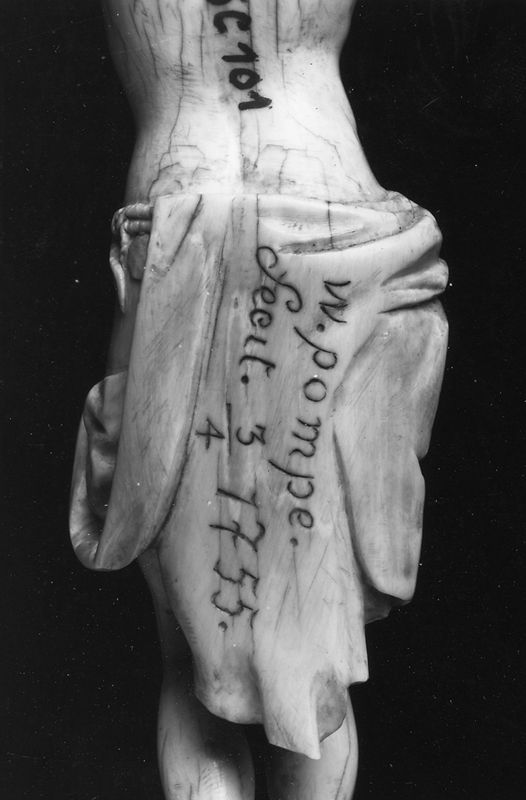 statue religieuse / Musées Royaux d'Art et d'Histoire