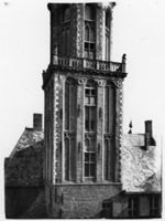 E044389