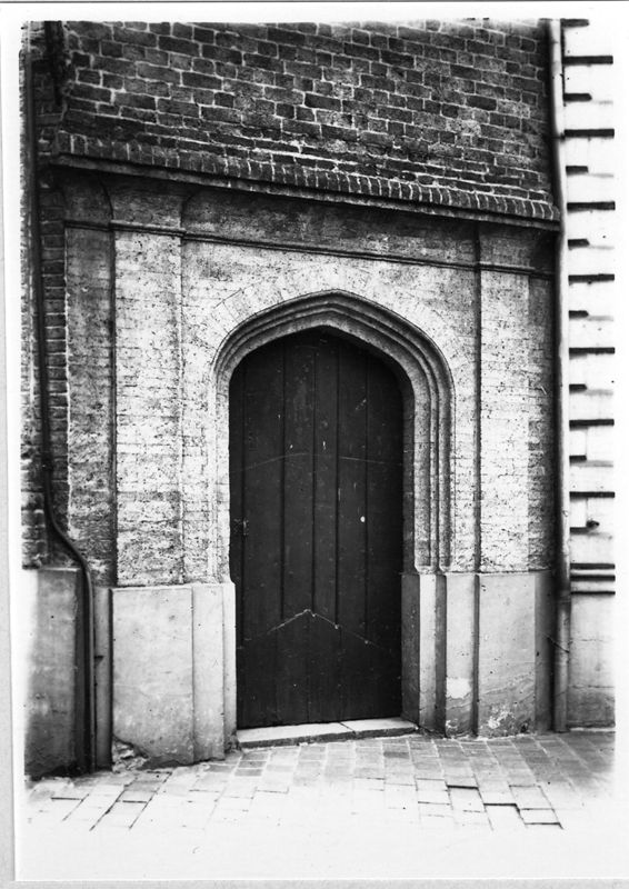 "Oud huis advocaat Debra"