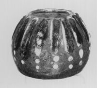 E044929