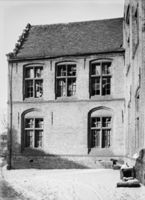 E045061