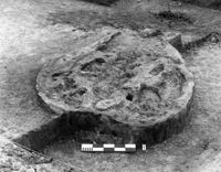 E046076