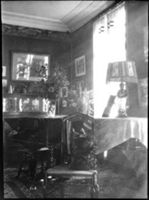 E049261