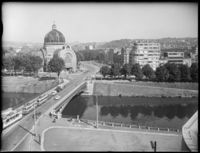 E049730