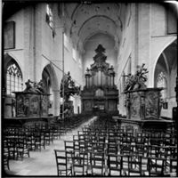 F000457