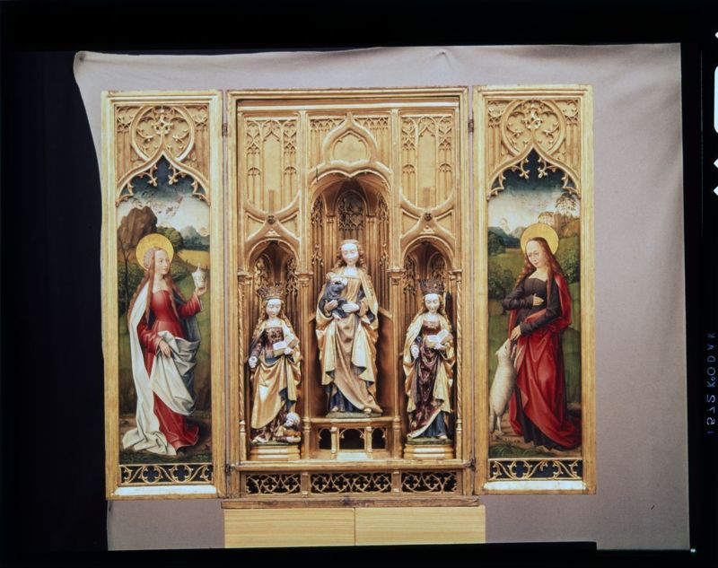 Klein Maria-retabel met heiligen